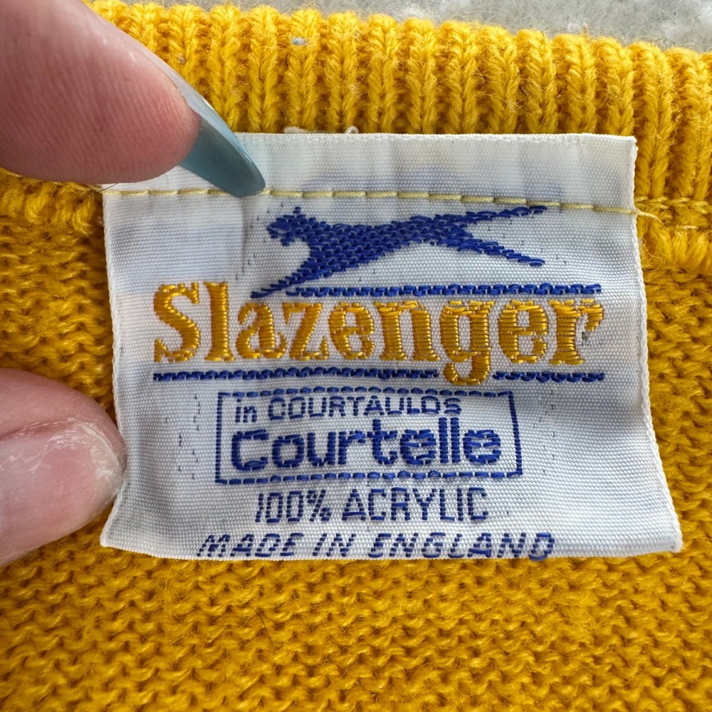 Slazenger - VTG V-Neck Sweater Acrylic Courtelle - Yellow - 38 - Mens - Picture 3 of 8